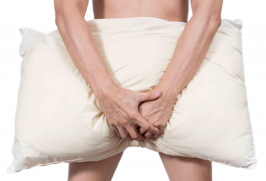 gücü artırmak için egzersiz yapan erkek